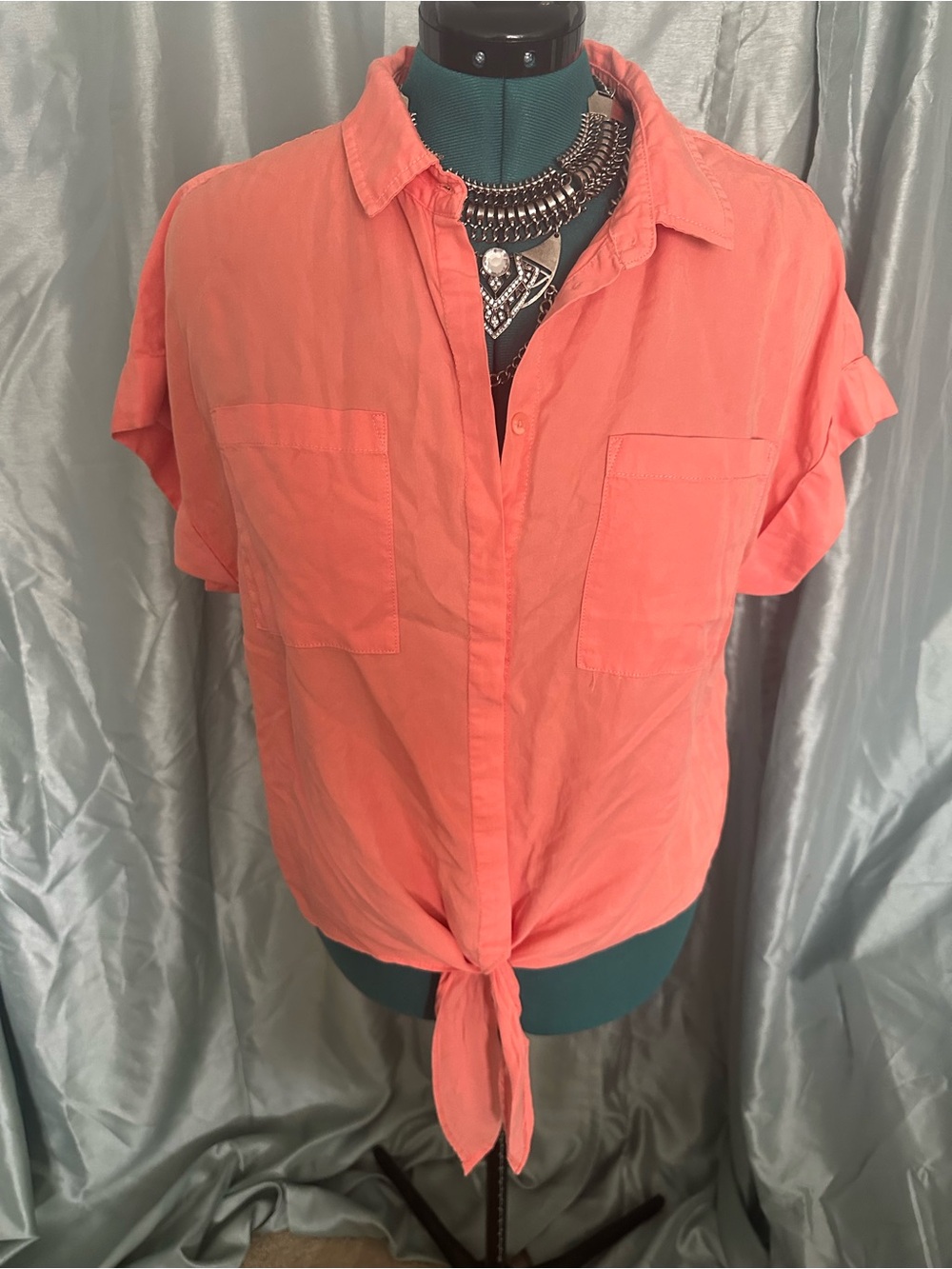 Velvet Heart Coral Tie-Front Short Sleeve Button Down Shirt
